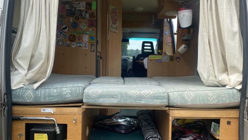 Albano – 2p Fiat campervan uit 2001
