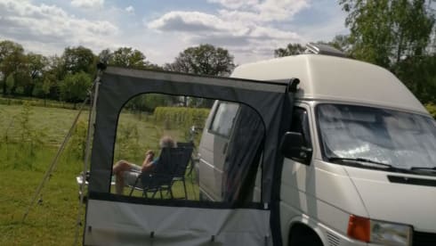 Camping-car VW Transporter T4, diesel.