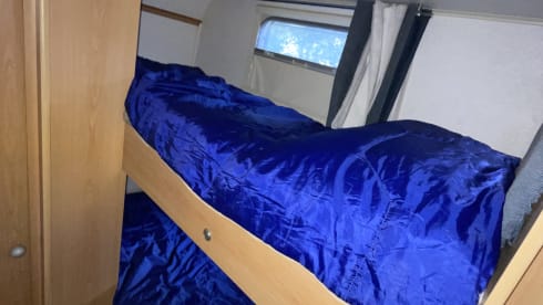 Patrizia – Fully equipped camper