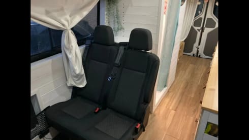 Crafty Fredrick – The comfverted 2018 VW Crafter Supervan 