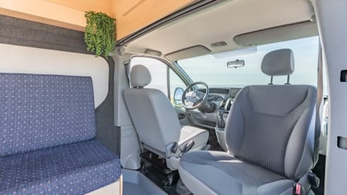 Nice compact camper van from 2010