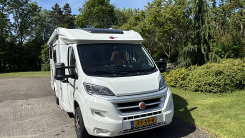 Bürstner 2015 luxe 3 personnes + très complet