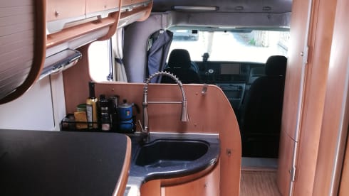 Mobile overcab