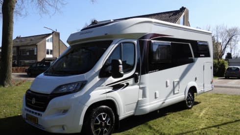 A compact, luxurious 2/3p camper BJ 2018