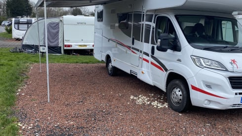 Sunlight A70 mit 6 Schlafplätzen, haustierfrei