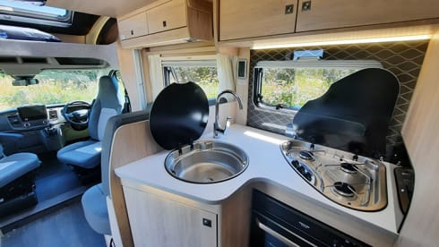 graham – Autotrail semi-geïntegreerde caravan met 4 slaapplaatsen vanaf 2023