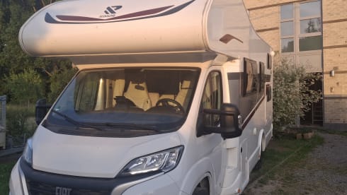 Seal 50 – Family camper with 6 fixed beds