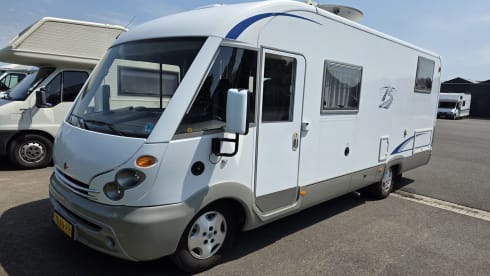 Goeske – Camping-car intégré 4 places Bürstner Elegance I710 avec lits jumeaux