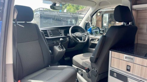 (VW003) 2022 AUTO 'Rebellion' VW Camper Van Sleeps 2 Adults + 2 children
