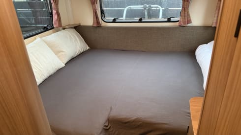 Alexander – 6 berth Bailey semi-integrated from 2016