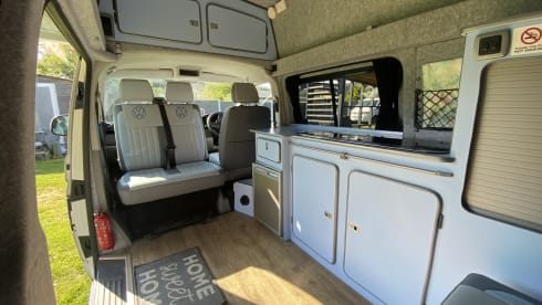 Angel – T5 VW (2014), White High Top (LWB)