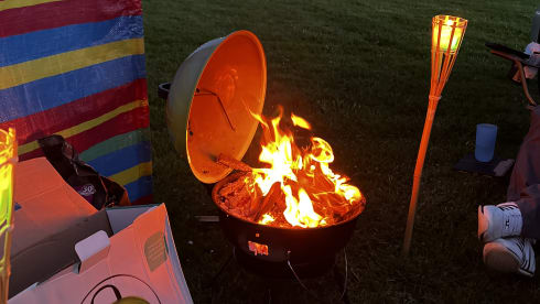 Bertyventurer – 4 berth Mazda bongo to hire with awnings let your adventure begin here