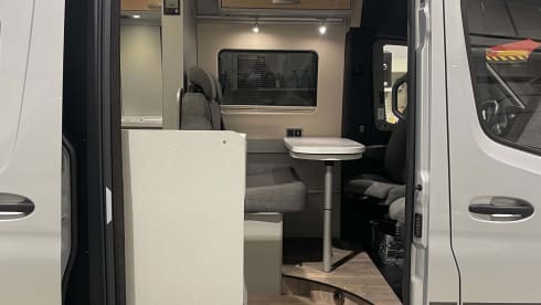 p Hymer bus from 2024