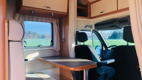 Carpe Diem – 4p Renault Semi-Integral from 2016