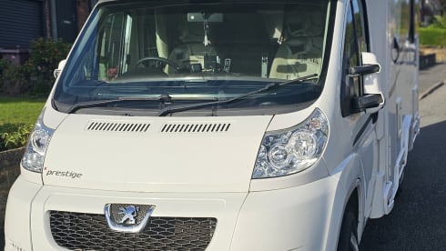 Elddis Prestige Motorhome 4 Berth Overcab Bed U-Shaped Lounge