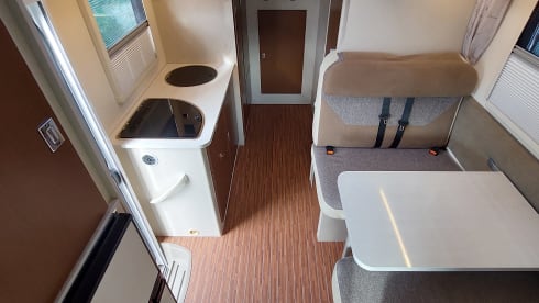 NEW-LUXURY-Rimor Seal 5 Gold – 4-6 berth-Fully equipped- 6 SEATBELTS-Fiat Ducato 140 HP