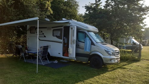 2p Hymer semi-integrated uit 2017