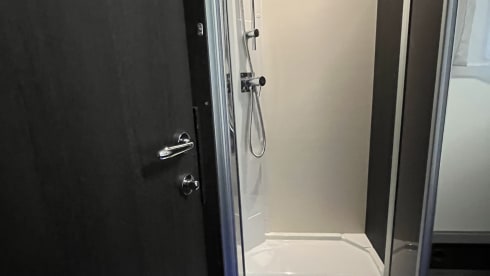 4p Ford semi-integrated uit 2020