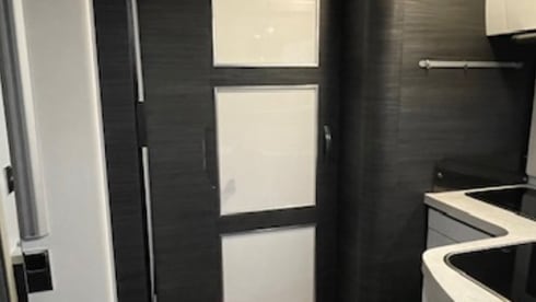 Ons huisje op wielen – 5p Benimar semi-integrated from 2019