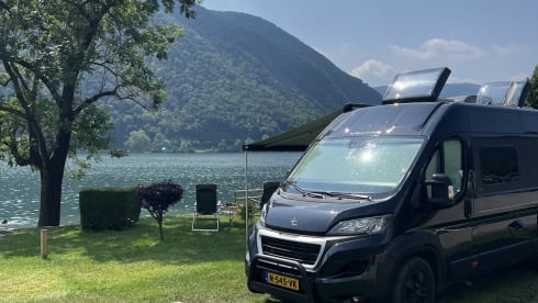 Tourne 6.4 – New Bus Camper for Rent Peugeot Boxer