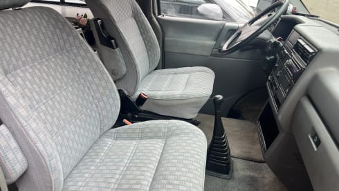 Mrs. Grey – Camping-car Volkswagen Westfalia 4 places 