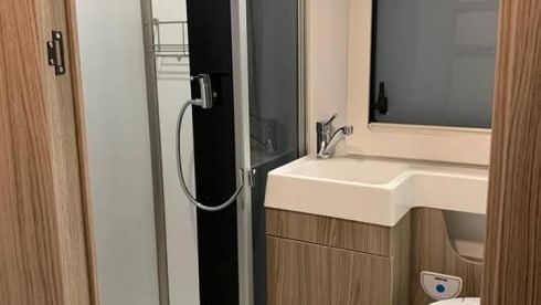 Tessa – Benimar semi-integraal met 4 slaapplaatsen vanaf 2021