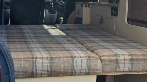 SKYE  – Escape With Skye: Your Highland Hideaway on Wheels