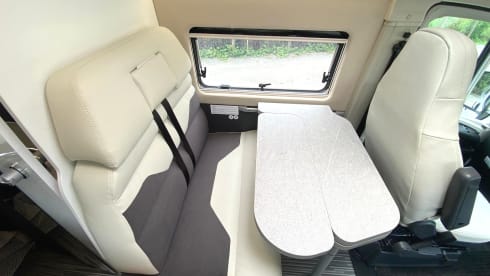 McLouis VAN Menfys 3 Prestige