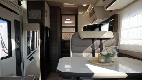 Brand new Ford McLouis Carat 473 Automatic | 2025 | 5 persons