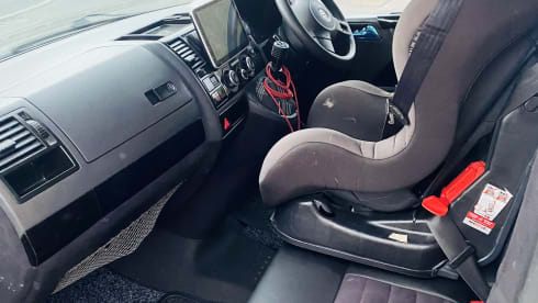 Jack – Stylish 4 berth Volkswagen Transporter Campervan 