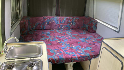 "ARIE" 'Safari Camper'