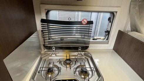 Takkie de Camper – 5p Ford semi-integrated uit 2014