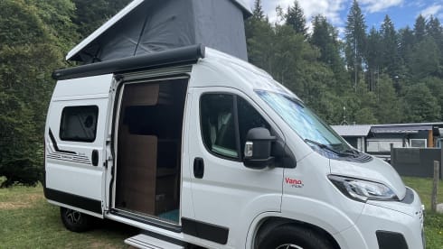 Campervan met pop up daktent – 4p Fiat bus uit 2026