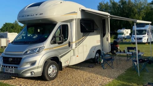 Caravane Fiat 5 couchages avec alcôve, modèle 2017