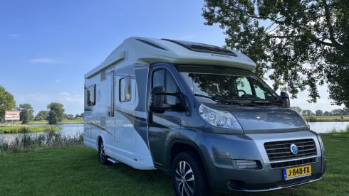 4p Knaus semi-integrated from 2014