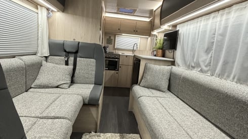 Elvis  – 2024 Auto-Trail C63 AUTOMATIC, 4 Berth Luxury Motorhome 