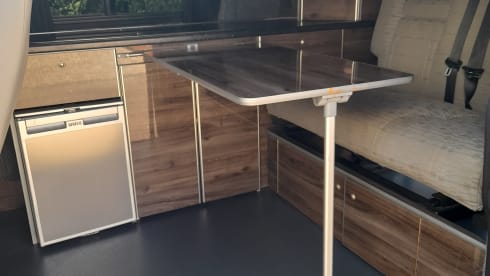Callie – 4 berth Volkswagen campervan