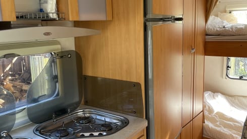 LMC A 651 G alcove 6 persons