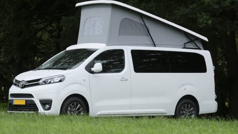 4 pers. Fixxter XXL automatic Euro 6 extra wide bed