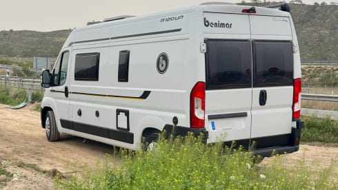 4p Benimar bus from 2026