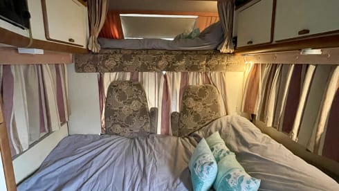 'Pandora' – Off-Grid Motorhome - Petrol & LPG **Fully Comp Insurance Included**