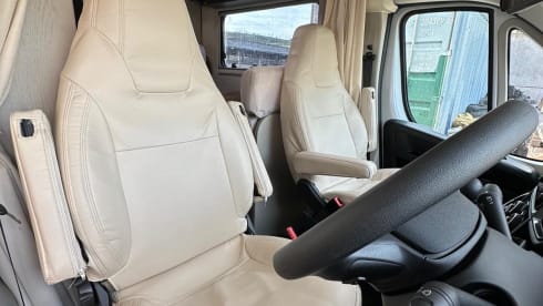 Maximus  – 2023 Fiat Ducato 6 Berth