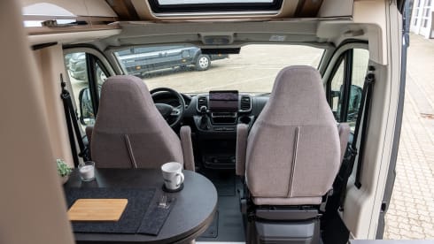 2p Malibu bus uit 2025