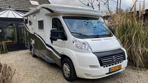 Dream came true – Lovely 4 person family (incl dogs) camper