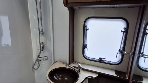 Billy – 6p Eura Mobil alcove from 2017