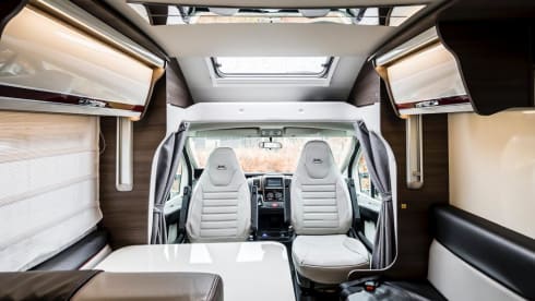 Luxury & Comfort for your dream trip