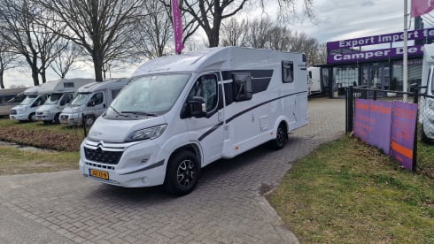 C23 – Luxe Sunlight Adventure Queensbed, 2x Airco, 165PK