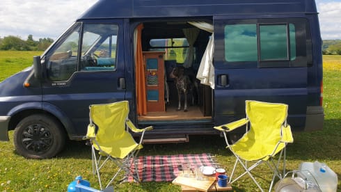 Matilda – 2 berth Ford bus from 2005