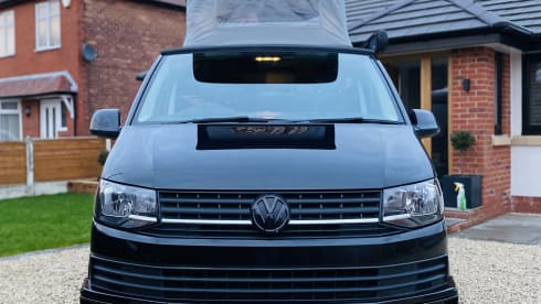Amotra – 4 berth Volkswagen campervan from 2016