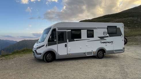 Oscar – Camping-Car Intégral 5 Places Boîte Auto Airco Bruxelles